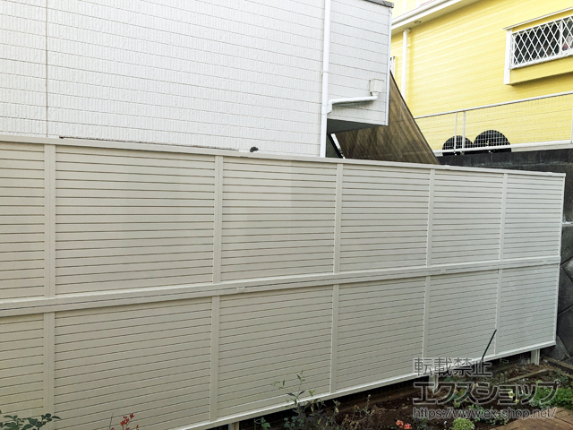 神奈川県横浜市ののフェンス・柵 フェンスAB YM2型 横目隠し2 フリーポールタイプ 施工例