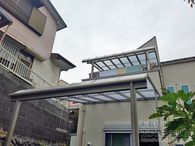 神奈川県横浜市のLIXIL リクシル（トステム）のバルコニー・ベランダ屋根 パワーアルファ RB型 屋根タイプ 単体 積雪〜30cm対応 施工例