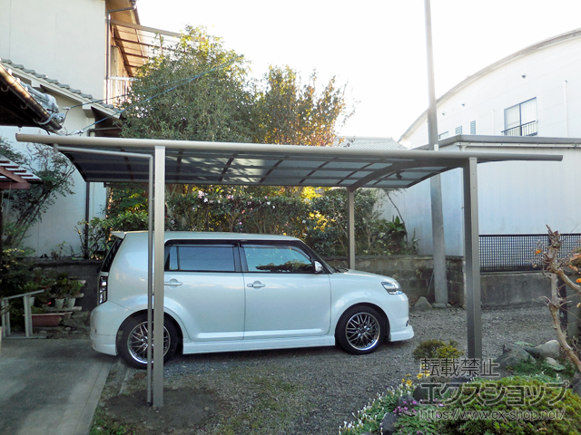 愛媛県新居浜市ののカーポート ネスカR (ラウンドスタイル) ワイド 積雪〜20cm対応 施工例