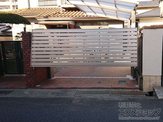 兵庫県伊丹市ののカーゲート 【特注】ワイドオーバードアS5型 電動式 施工例
