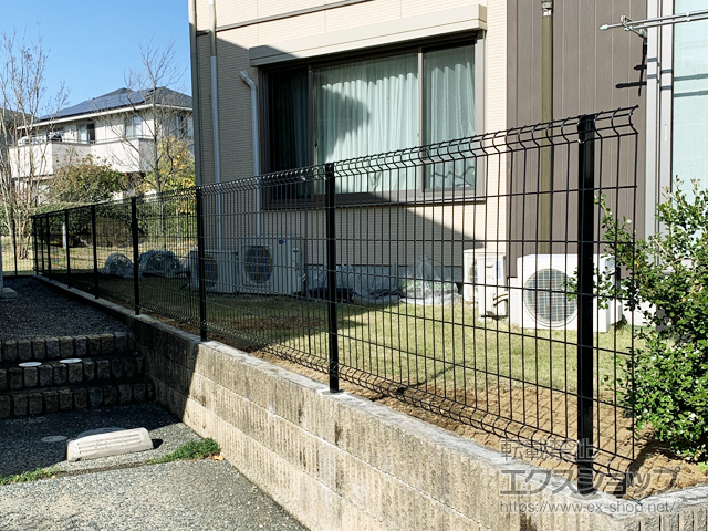 東京都稲城市ののフェンス・柵 ハイグリッドフェンスUF8型　フリーポールタイプ 施工例