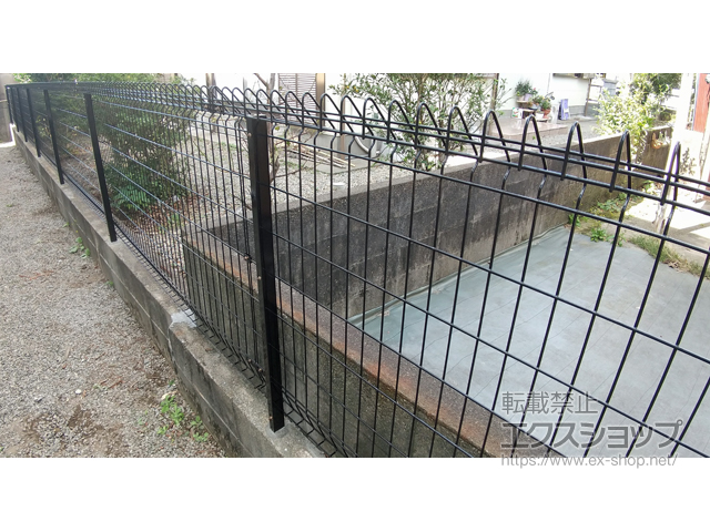 宮崎県日向市ののフェンス・柵 メッシュフェンス G10-R 自由柱施工 施工例