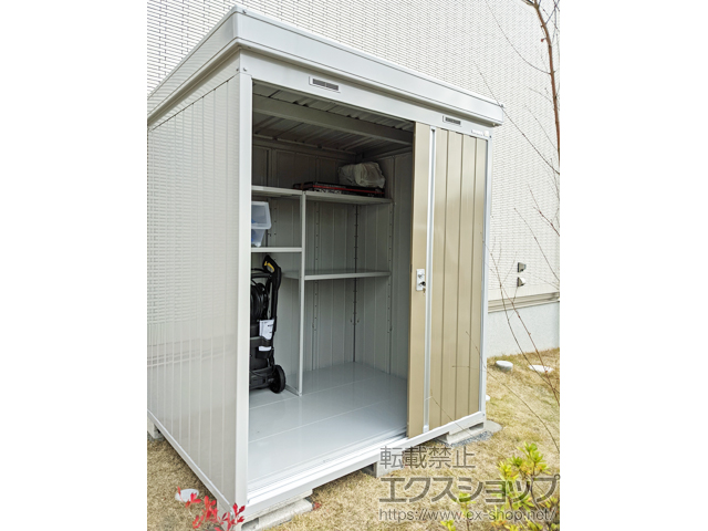 茨城県つくばみらい市のの物置・屋外倉庫 ネクスタ 一般型 1790×1370×2075（NXN-25S） NXN-25S-MB 施工例