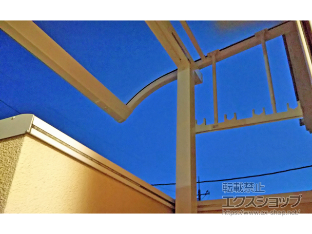 京都府京都市ののバルコニー・ベランダ屋根 ソラリア R型 屋根タイプ 単体 積雪〜20cm対応 施工例