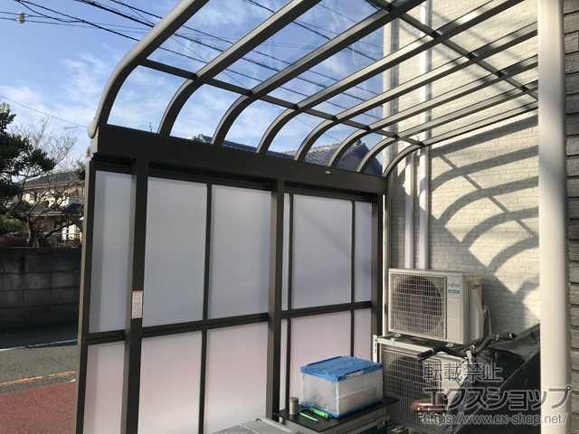 神奈川県相模原市のLIXIL リクシル（トステム）のテラス屋根 パワーアルファ RB型 テラスタイプ 単体 積雪〜30cm対応 施工例