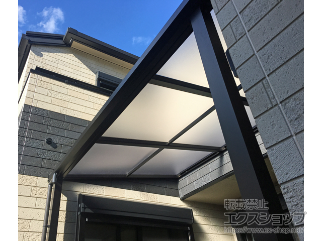 大阪府堺市ののテラス屋根 ソラリア F型 テラスタイプ 単体 積雪〜20cm対応 施工例