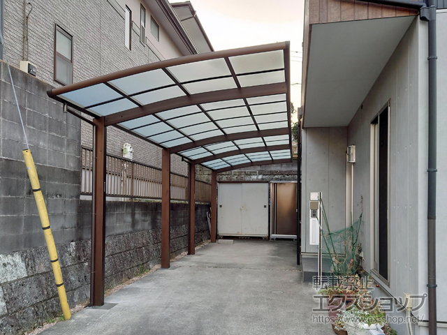 神奈川県横浜市ののカーポート レイナポートグラン 縦連棟　積雪〜20cm対応 施工例