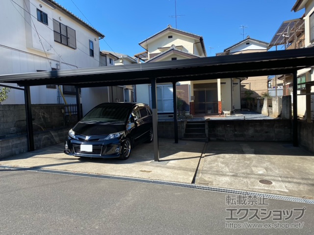 千葉県木更津市のLIXIL リクシル（トステム）のカーポート テリオスポートIII 900 4台用 横連棟 角柱6本柱 積雪〜30cm対応 施工例