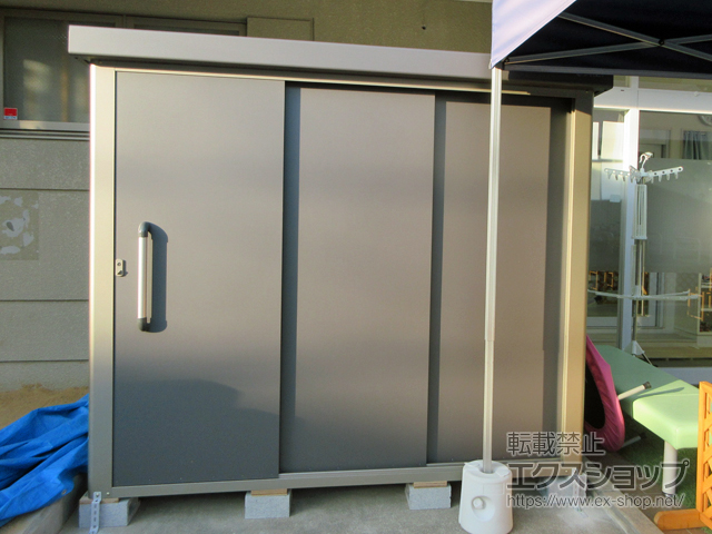 大阪府大阪市のの物置・屋外倉庫 エスケーエイト SK8-100 一般型 2200×1600×1940 SK8-100-GK 施工例