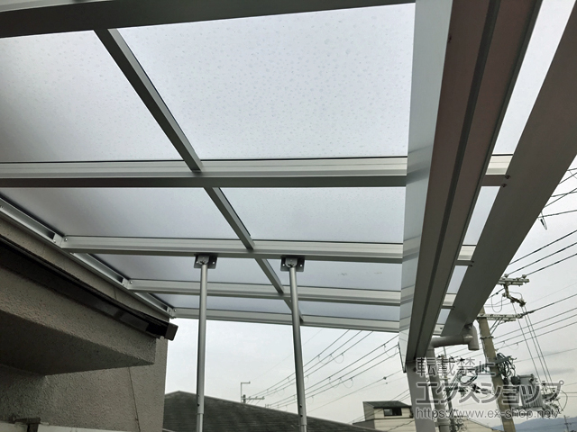 大阪府藤井寺市ののバルコニー・ベランダ屋根 ソラリア F型 1500 屋根タイプ 単体 積雪〜50cm対応 施工例