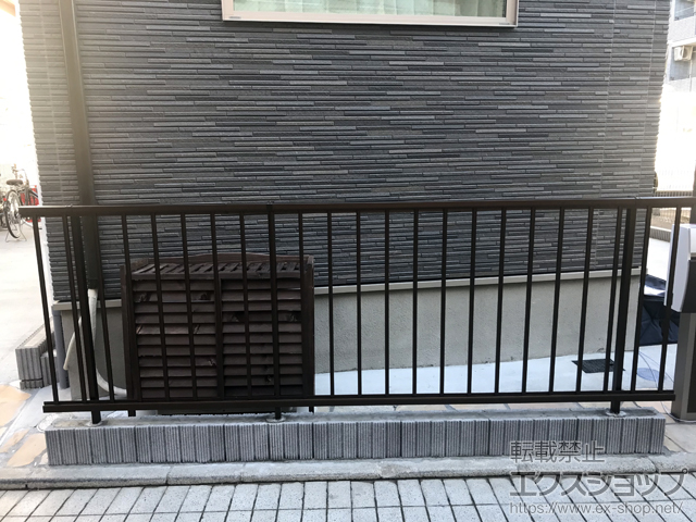 東京都狛江市ののフェンス・柵 ミエッタフェンス 防犯たて格子タイプ 自由柱施工 施工例