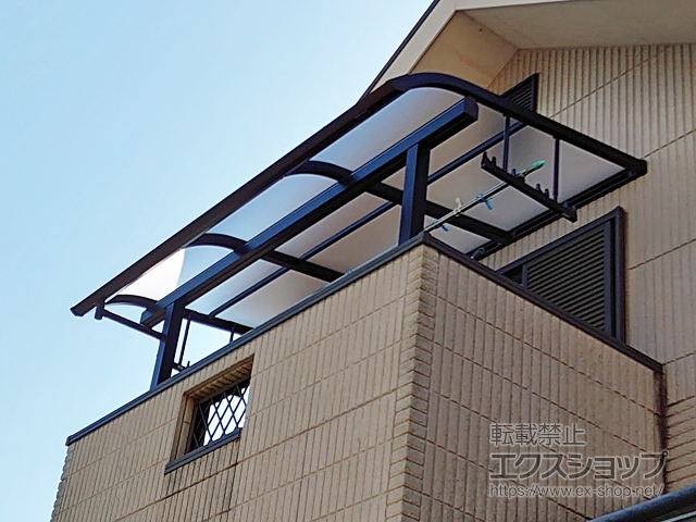 大阪府和泉市ののバルコニー・ベランダ屋根 プレシオステラスII R型 屋根タイプ 単体 積雪〜20cm対応 施工例