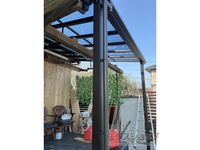 長崎県西海市ののテラス屋根 ソラリア F型 テラスタイプ 単体 積雪〜20cm対応 施工例