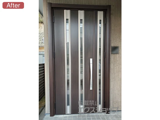 福岡県那珂川市のLIXIL リクシル（トステム）の玄関ドア リシェント玄関ドア3 断熱K4仕様 親子仕様(ランマ無)L M24型 ※タッチキー仕様(リモコンタイプ) 施工例