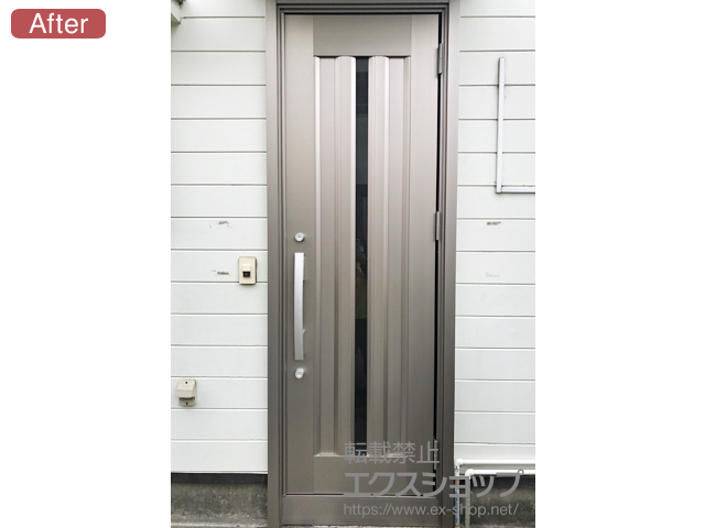 千葉県市川市のLIXIL リクシル（トステム）の玄関ドア リシェント玄関ドア3 アルミ仕様 片開き仕様(ランマ無)R C12N型 ※手動仕様 施工例