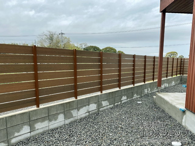 大分県中津市ののフェンス・柵 プラド/one ジョイントあり仕様 板材7段 板隙間10mm *H1200 施工例