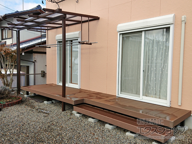 岐阜県美濃市ののウッドデッキ リウッドデッキ 200 施工例