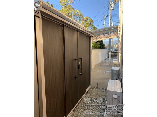 山梨県甲府市のの物置・屋外倉庫 エルモ 積雪型 2570×820×2125 LMDS-2508-DW 施工例