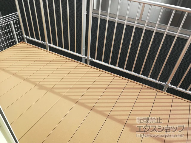 �_�ސ쌧���l�s�̂̃o���R�j�[�E�x�����_�����A�E�b�h�f�b�L ���E�b�h�f�b�L 200 �{�H��