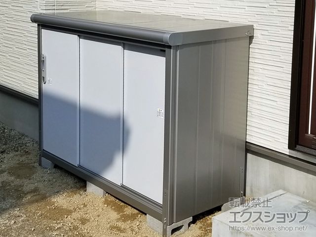 三重県桑名市のの物置・屋外倉庫 エスモ 一般型 1497×650×1101（ESE-1506Y） ESE-1506Y-PW 施工例