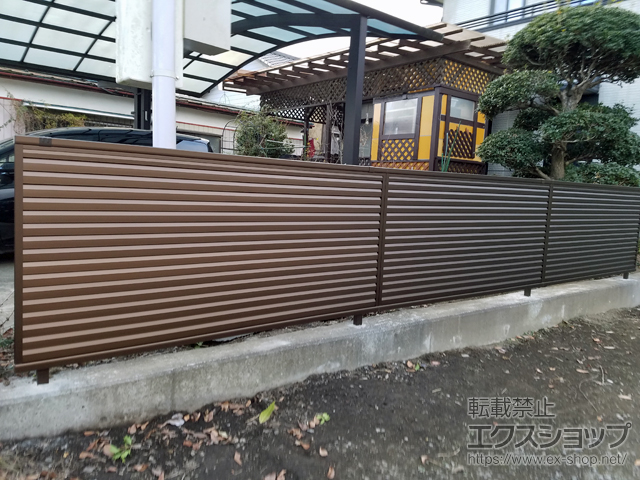 福島県西白河郡矢吹町ののフェンス・柵 ミエーネフェンス 目隠しルーバータイプ 自由柱施工 施工例