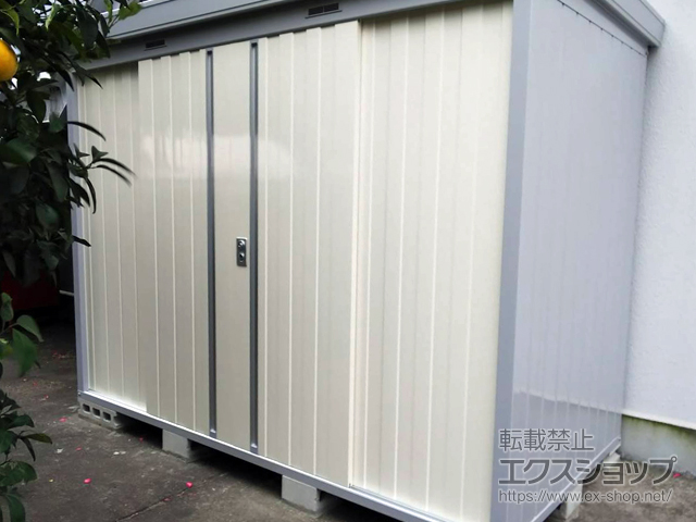 愛知県安城市のの物置・屋外倉庫 ネクスタ 一般型 2630×1370×2075（NXN-36S） NXN-36S-FW 施工例