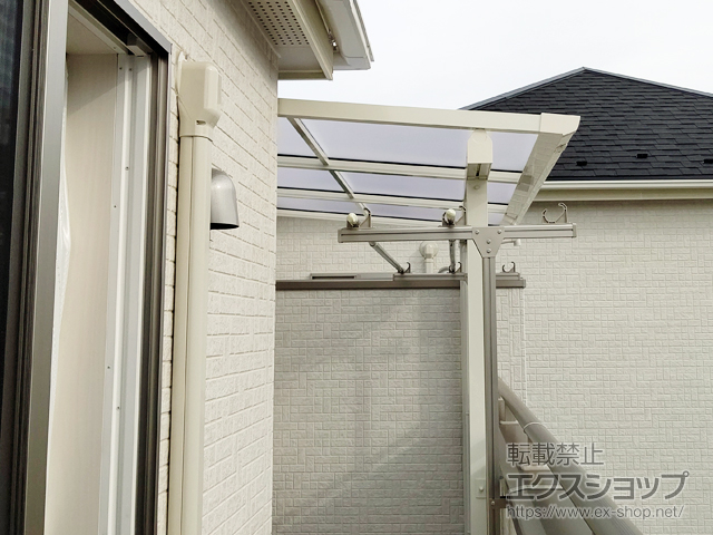 千葉県市川市ののバルコニー・ベランダ屋根 ソラリア F型 屋根タイプ 単体 積雪〜20cm対応 施工例