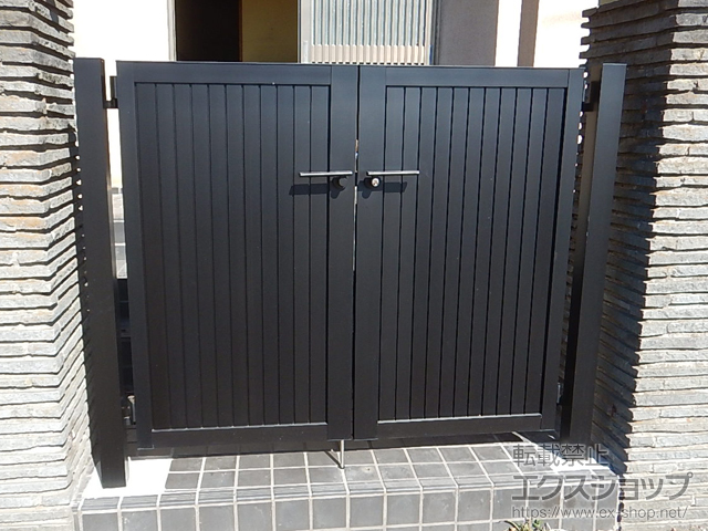 千葉県富津市のの門扉 開き門扉AB TM1型 両開き 柱使用 施工例