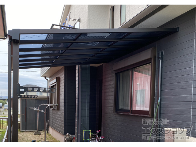 三重県松阪市ののテラス屋根 ソラリア F型 テラスタイプ 単体 積雪〜20cm対応 施工例