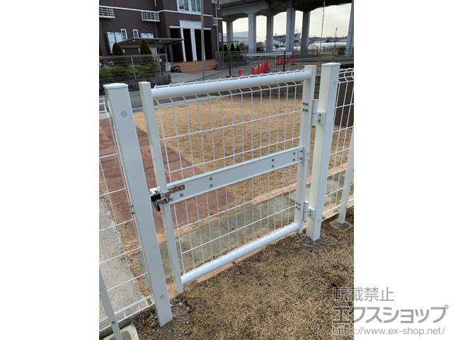 兵庫県神戸市のの門扉 ハイグリッド門扉N8型 片開き　柱使用 施工例