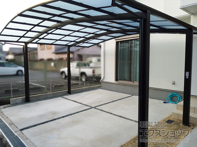 奈良県桜井市ののカーポート ネスカR (ラウンドスタイル) ワイド 積雪〜20cm対応 施工例