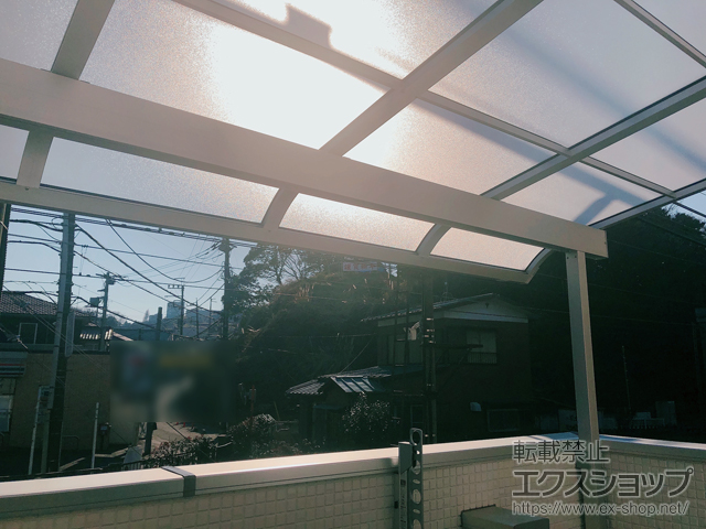 神奈川県川崎市ののバルコニー・ベランダ屋根 スピーネ Ｒ型 屋根タイプ 単体 積雪〜20cm対応 施工例