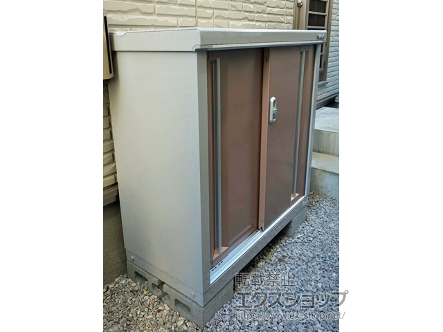 東京都立川市のの物置・屋外倉庫 シンプリー 一般型 900×415×903 MJX-094A-AR 施工例