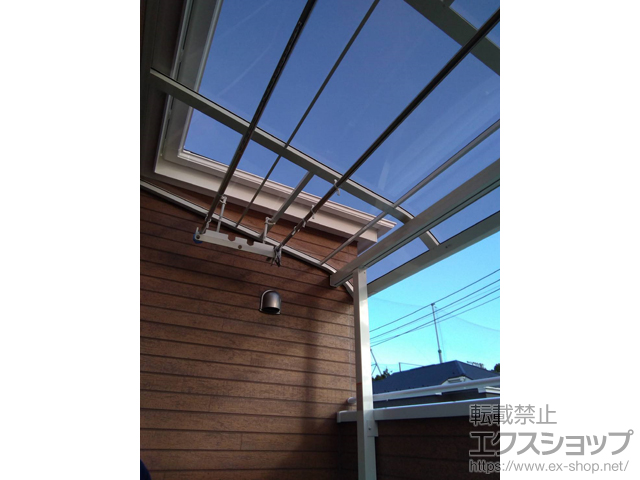 神奈川県中郡大磯町のlixil リクシル バルコニー ベランダ屋根施工例 スピーネ R型 屋根タイプ 単体 積雪 cm対応 片袖納まり 1