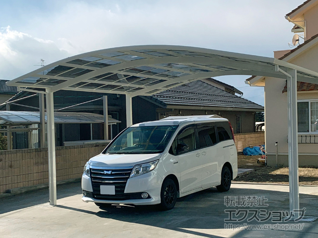 長野県北佐久郡御代田町ののカーポート レイナツインポートグラン　積雪〜20cm対応 施工例