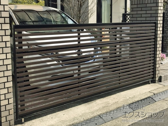 大阪府堺市ののカーゲート 【特注】オーバードアS3型 マテリアルカラー 電動式 施工例