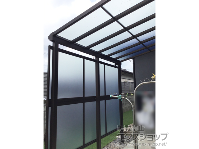 福岡県那珂川市ののテラス屋根 ソラリア F型 テラスタイプ 単体 積雪〜20cm対応 施工例
