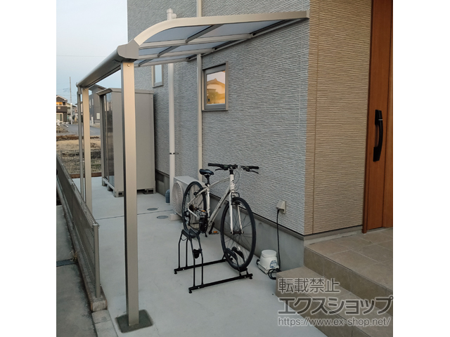 埼玉県川口市ののテラス屋根 プレシオステラスII R型 テラスタイプ 単体 積雪〜20cm対応 施工例