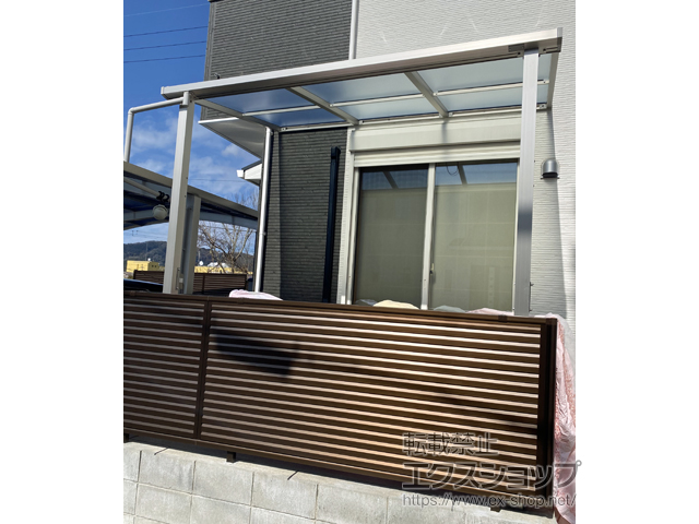 京都府木津川市ののテラス屋根 ソラリア F型 テラスタイプ 単体 積雪〜20cm対応 施工例
