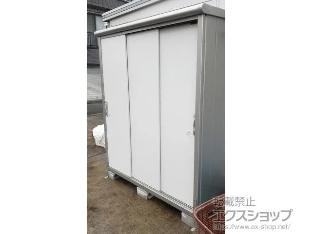 大阪府堺市のヨドコウの物置・収納・屋外倉庫 エスモ 一般型 1650×750×1959（ESE-1607A） ESE-1607A-PW 施工例
