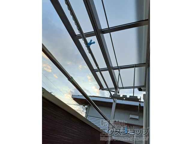 奈良県橿原市ののバルコニー・ベランダ屋根 スピーネ F型 屋根タイプ 単体 積雪〜20cm対応 施工例