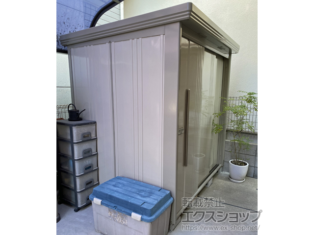 大阪府寝屋川市のの物置・屋外倉庫 Mr.ストックマンダンディ 一般型 2016×1590×2110 ND-2015-W 施工例