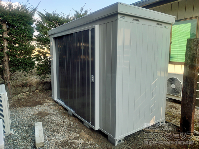 長野県駒ヶ根市のの物置・屋外倉庫 ネクスタ 側面流れ 一般型（NXN-45SB） NXN-45SB-PG 施工例