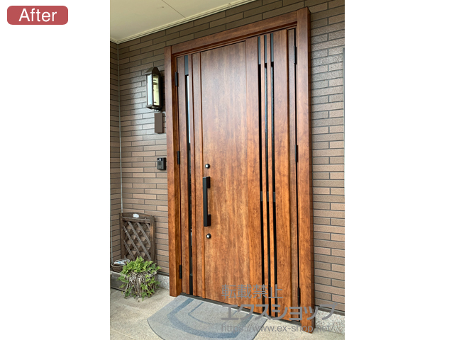 岡山県岡山市のLIXIL リクシル（トステム）の玄関ドア リシェント玄関ドア3 断熱K4仕様 親子仕様(ランマ無)R M83型 ※手動仕様 施工例