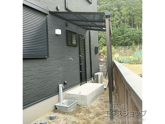 和歌山県東牟婁郡那智勝浦町ののテラス屋根 ソラリア F型 テラスタイプ 単体 積雪〜20cm対応※前面台形納まり 施工例