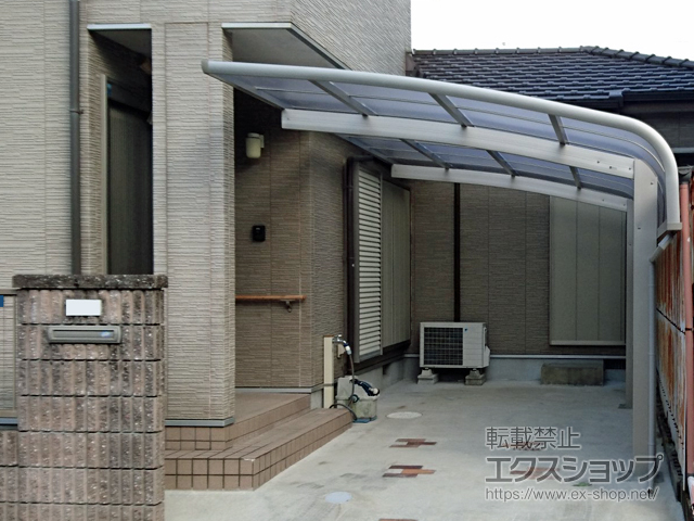 三重県伊勢市ののカーポート レイナキャップポートグラン　積雪〜20cm対応 施工例