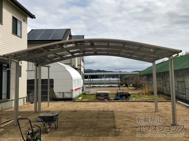 高知県香南市のYKKAPのカーポート レイナツインポートグラン 積雪〜20cm対応 施工例