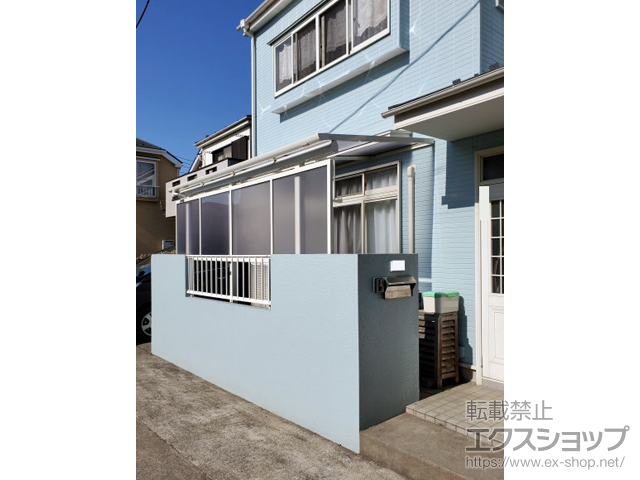 千葉県船橋市ののテラス屋根 ソラリア F型 テラスタイプ 単体 積雪〜20cm対応＋ソラリア 前面パネル*1段 施工例