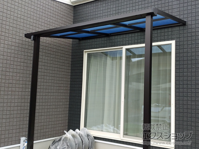 大分県大分市ののテラス屋根、カーポート ソラリア F型 テラスタイプ 単体 積雪〜20cm対応 施工例