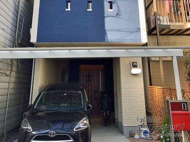 大阪府大阪市ののテラス屋根 ソラリア F型 テラスタイプ 単体 積雪〜20cm対応 施工例